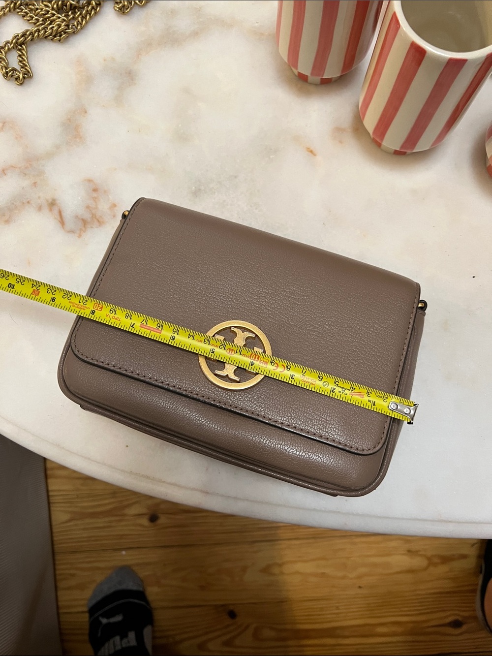 Tory Burch Taupe Leather Crossbody with Gold Logo - Picture 8 of 13